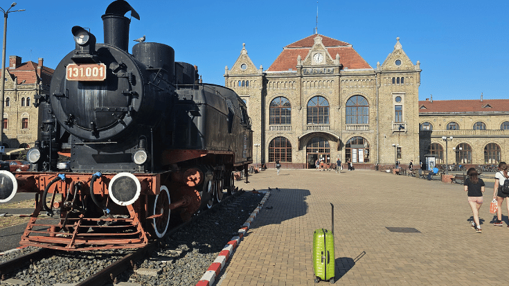 Bahnhof Arad. Die  rumänische Stadt mit 145.000 Einwohnern liegt an der Grenze zu Ungarn.