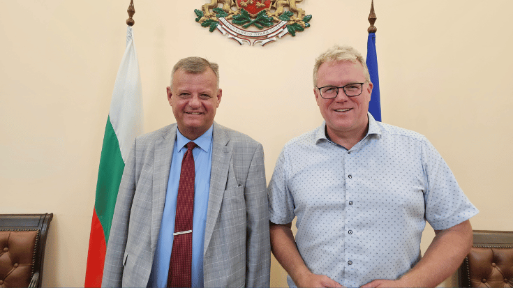 Verkehrspolitischer Austausch im bulgarischen Verkehrsministerium: Gespräch mit dem Vize-Minister Biser Minchev in Sofia.